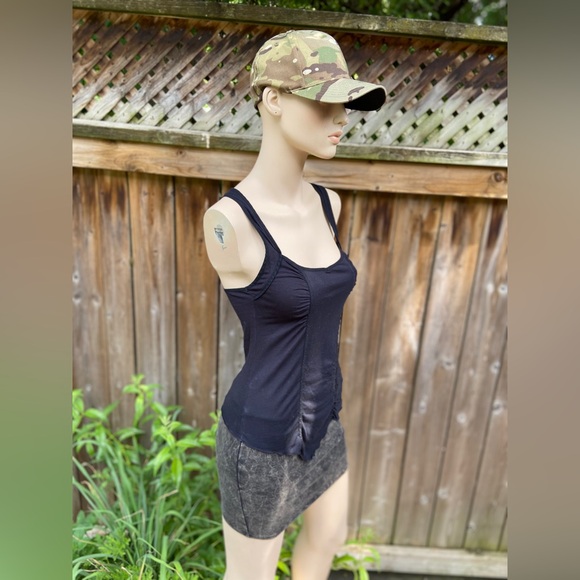 Y2K Edgy Asymmetrical Tank Top - Picture 2 of 12